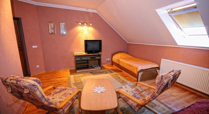 Hotel Magnat Mukaczewo Pokój zdjęcie