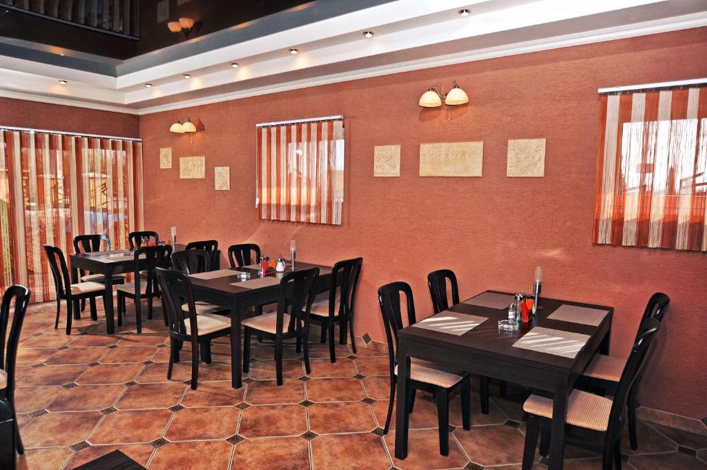 Hotel Magnat Mukaczewo Zewnętrze zdjęcie