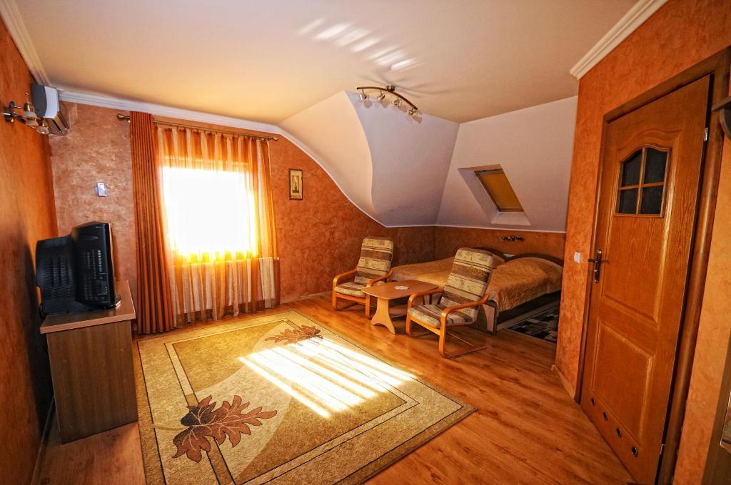 Hotel Magnat Mukaczewo Pokój zdjęcie